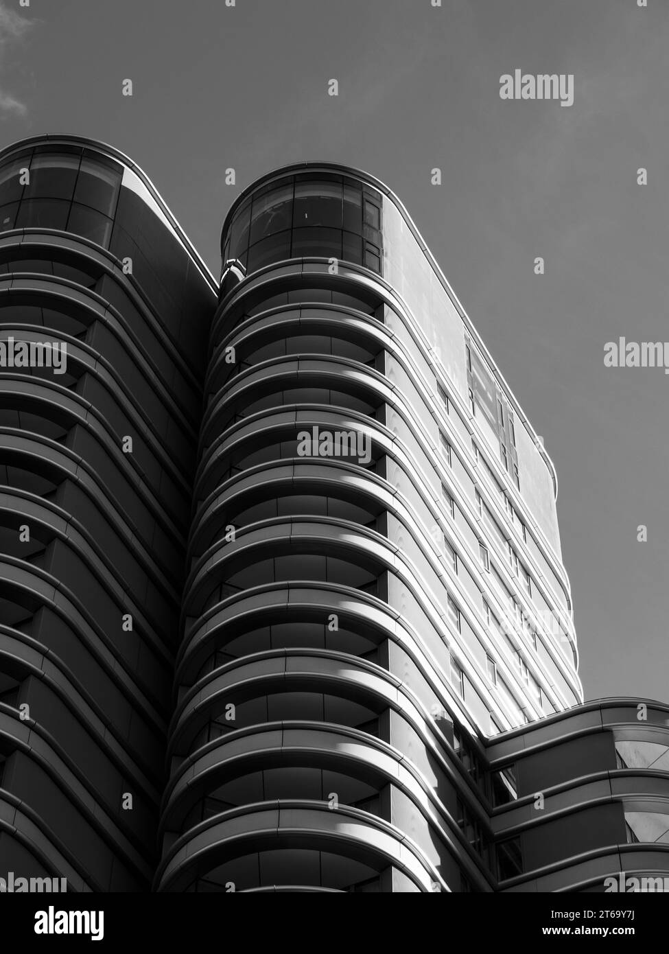The Corniche, Mixed Use Development, Albert Embankment, South London, Londres, Angleterre, Royaume-Uni, GB. Banque D'Images