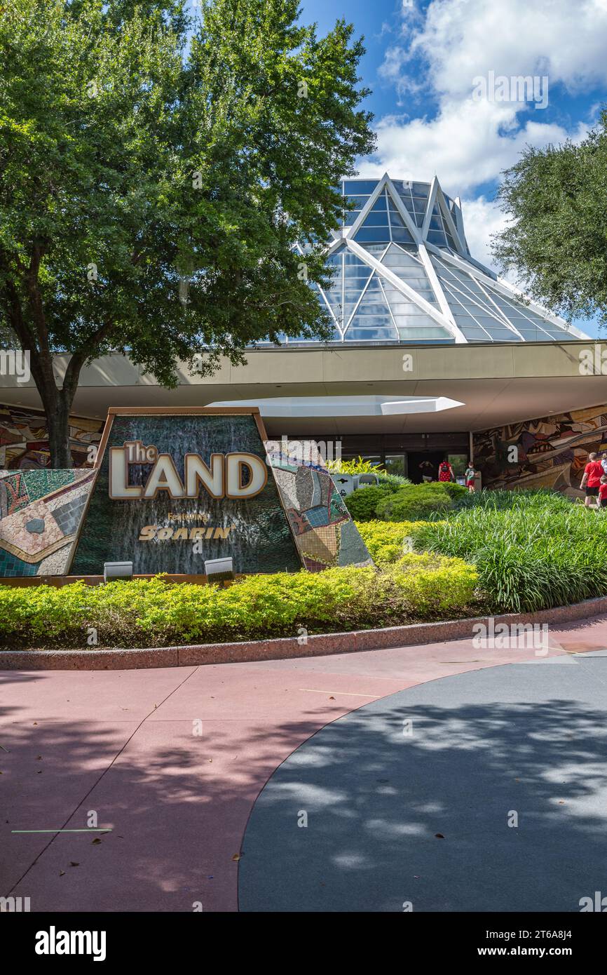 Signez à l'entrée de l'attraction Land à Epcot au Walt Disney World à Orlando, en Floride Banque D'Images