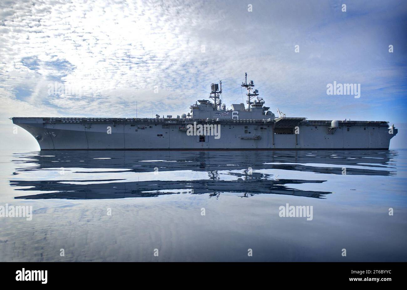 USS America (LHA 6) au large de San Diego Banque D'Images