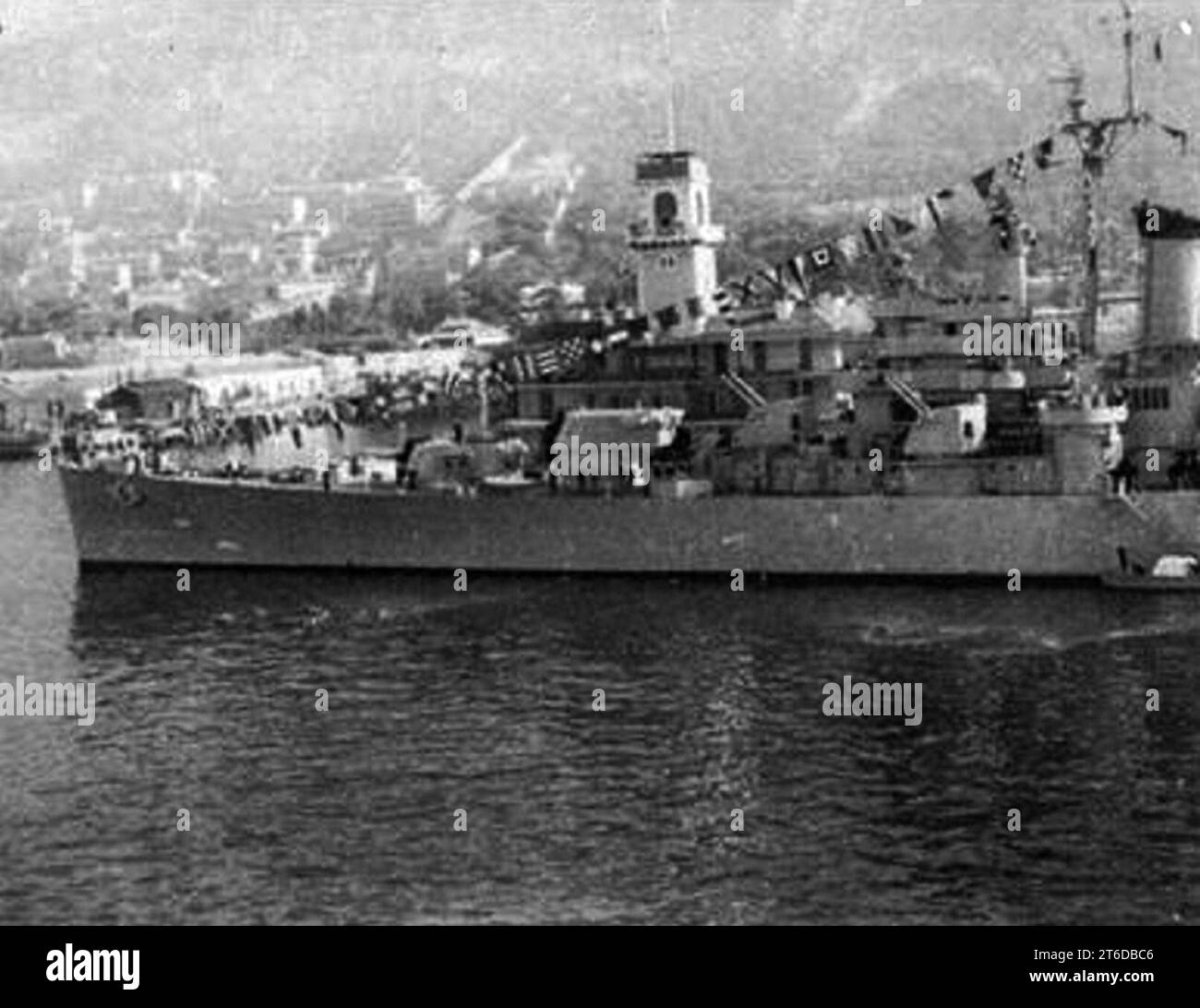 USS Dayton (CL-105) à Gibraltar, en novembre 1947 Banque D'Images