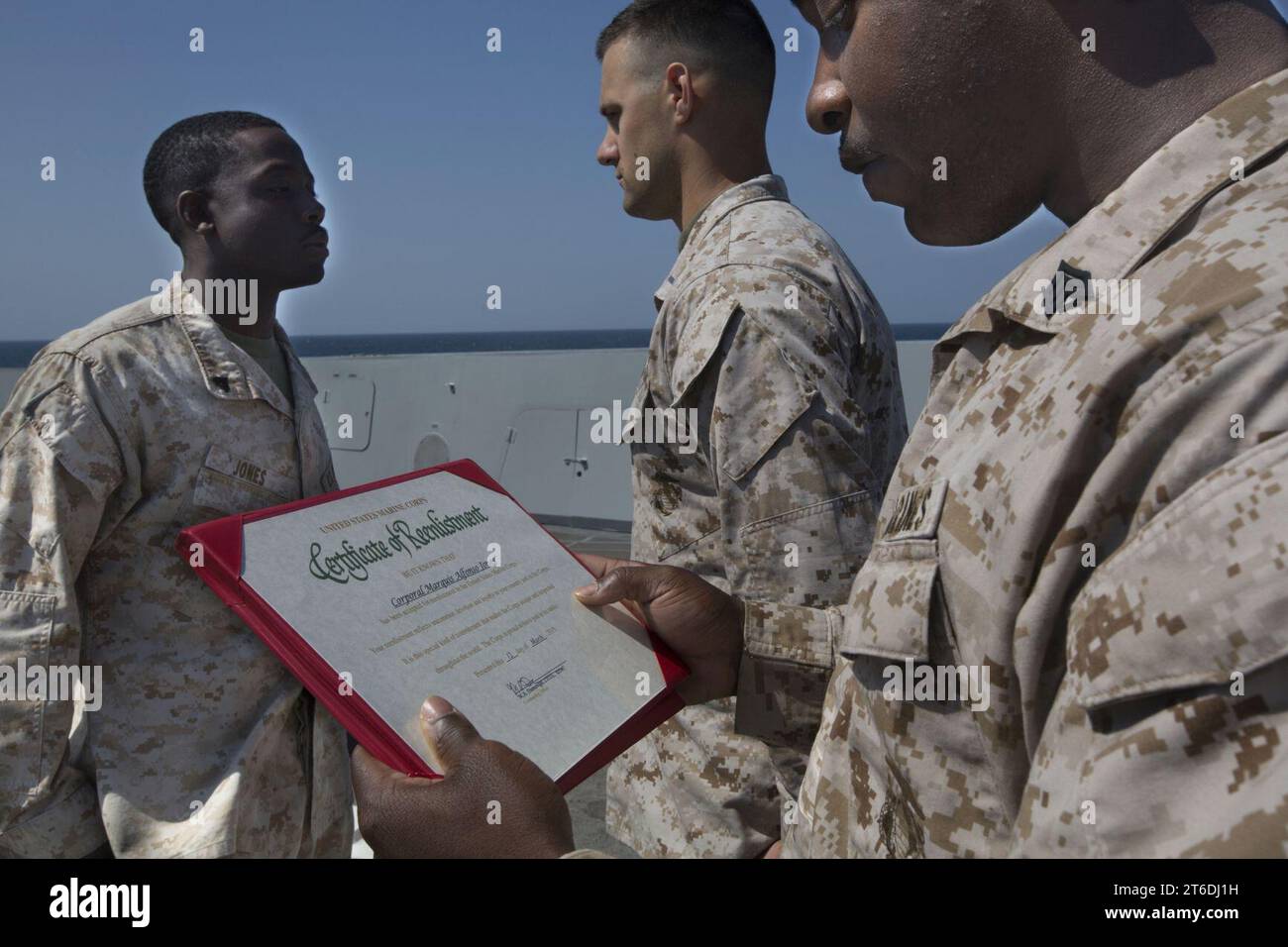 USS fort McHenry (LSD 43) 150312 Banque D'Images
