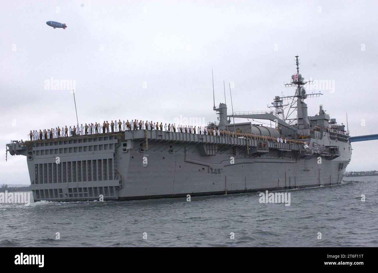 USS Ogden (LPD-5) poupe Banque D'Images