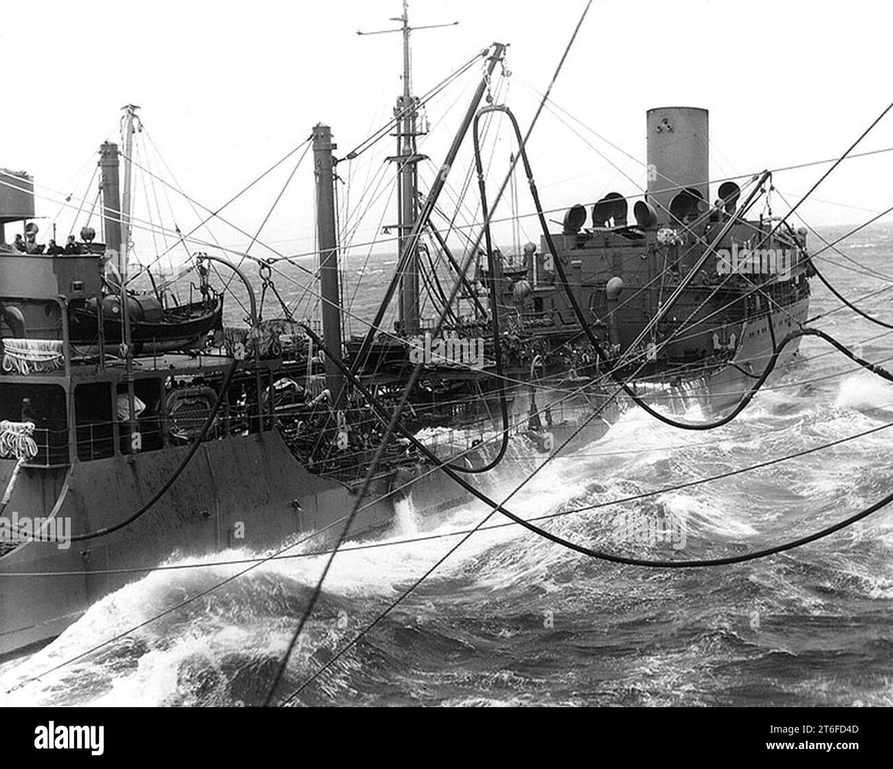 USS Sabine (AO-25) lors du RAID Doolittle 1942 Banque D'Images