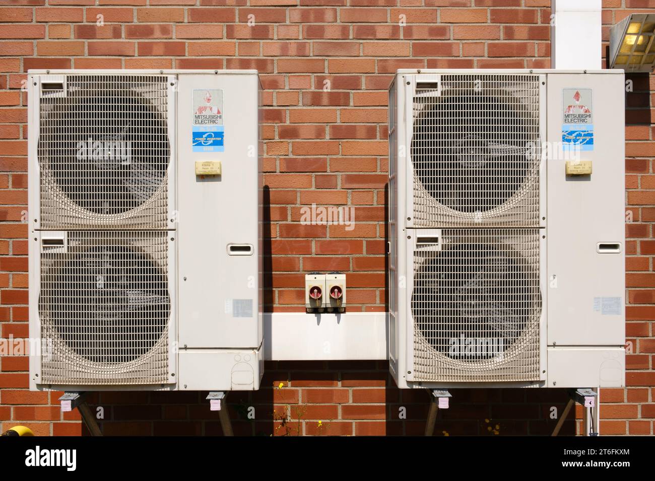 Système de climatisation sur une façade Banque D'Images