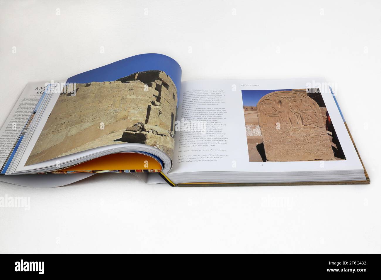 Grand livre relié de l'Egypte ancienne Banque D'Images