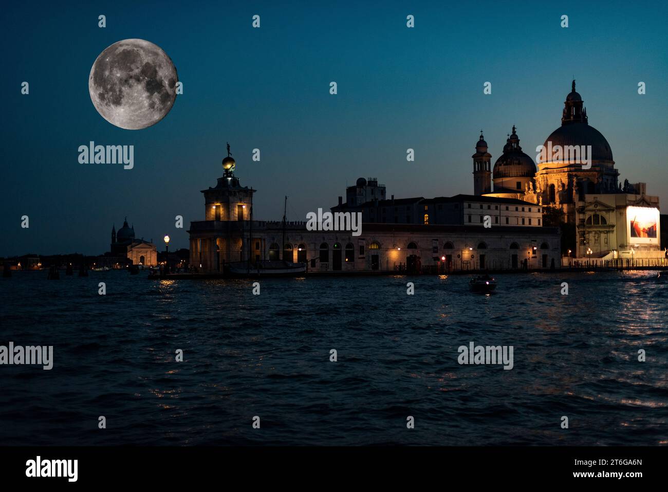 Super lune dans le Grand Canal, Venise italie Banque D'Images