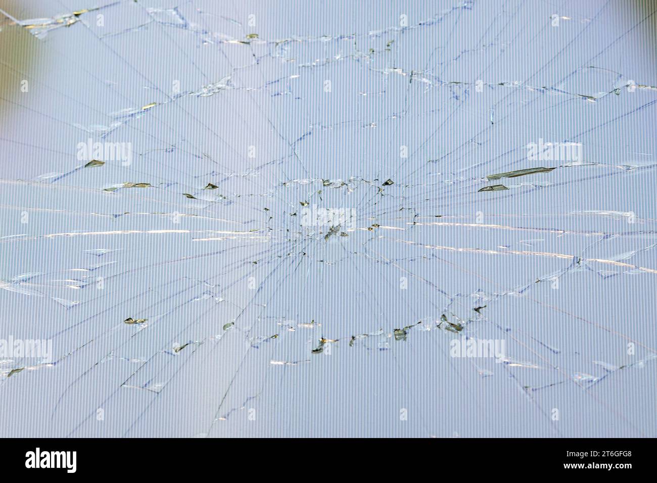Écran LCD endommagé avec fissures, fond plein cadre Banque D'Images