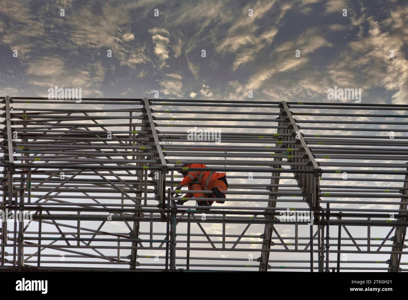 Reigate, Surrey, Royaume-Uni. 7 novembre 2023 image générique des travailleurs sur un chantier de construction Banque D'Images