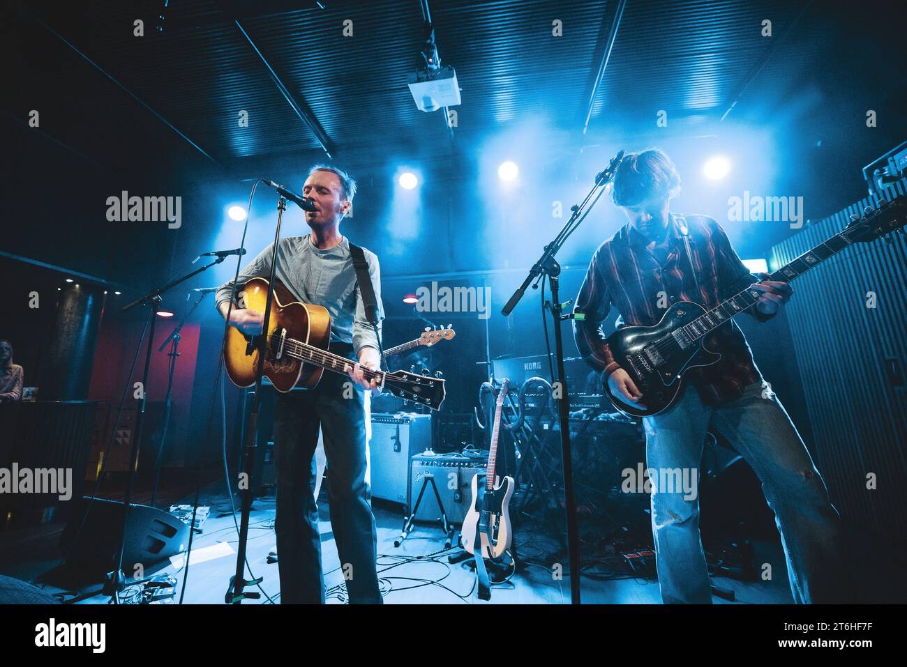 Copenhague, Danemark. 08 novembre 2023. Le groupe suédois Solen donne un concert au Ideal Bar à Copenhague. Ici, le chanteur et musucien Erik Hillborg est vu en direct sur scène. (Crédit photo : Gonzales photo - Peter Troest). Banque D'Images