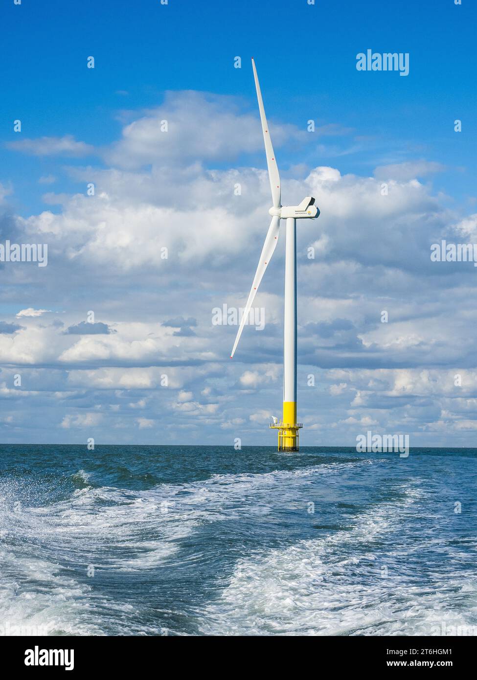 Les éoliennes en mer Banque D'Images