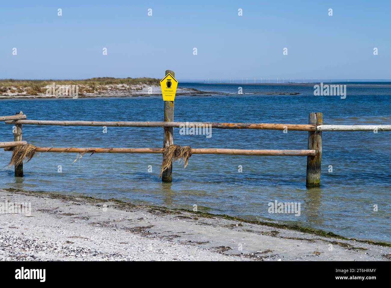 Parc national Vorpommersche Boddenlandschaft, début de la zone centrale à Darßer Ort, signalisation au port de refuge près de Prerow, péninsule Fischland-Darß-Zingst, Allemagne, Mecklembourg-Poméranie occidentale Banque D'Images