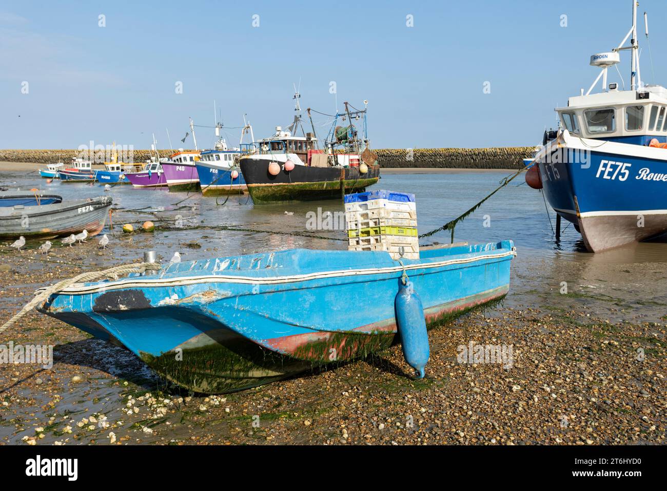 Folkestone, Kent, royaume-uni 1 août 2023 bateau de pêche dans le port de folkestone Banque D'Images