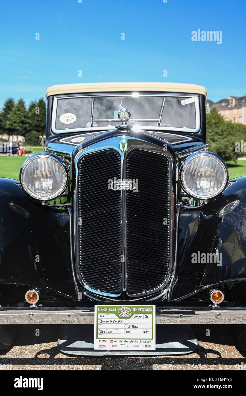 Schwetzingen, Baden-Wuerttemberg, Allemagne, Concours d'élégance dans le parc du château, DKW F5-700, année 1938, 20ch, 700cc, cabriolet Banque D'Images