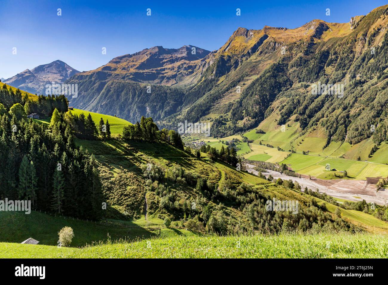 Vue de Fröstlbergweg sur le paysage de montagne, Ritterkopf, 3006 m, Edlenkopf, 2924 m, Schafkarkopf, 2727 m, Rauris, Raurisertal, Pinzgau, Salzburger Land, Autriche Banque D'Images