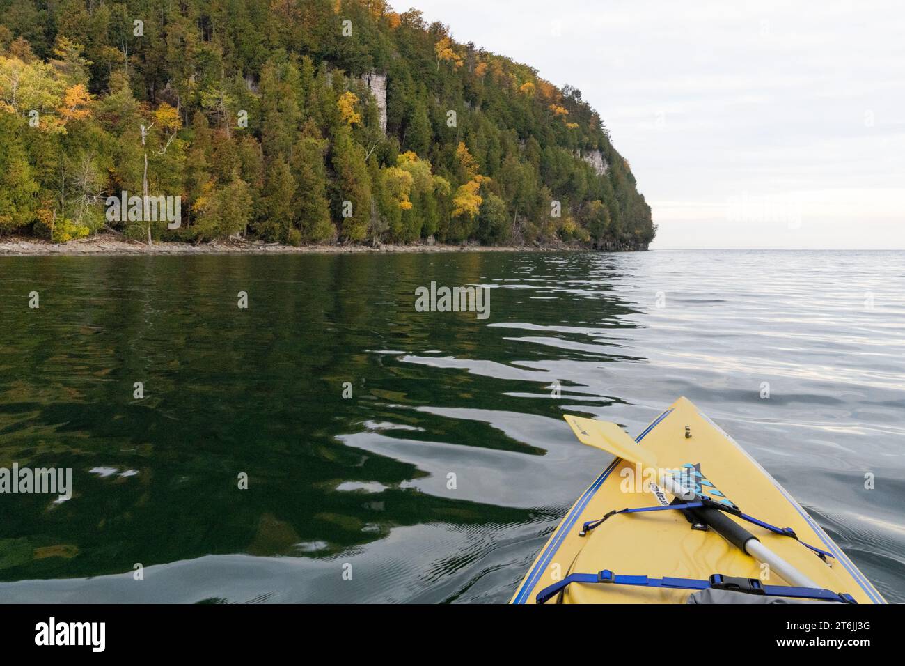 Door County Wisconsin est un paradis pour les pagayeurs et depuis que je vis ici, j'ai amplement l'occasion de sortir et de profiter de ce sport de style de vie actif Banque D'Images
