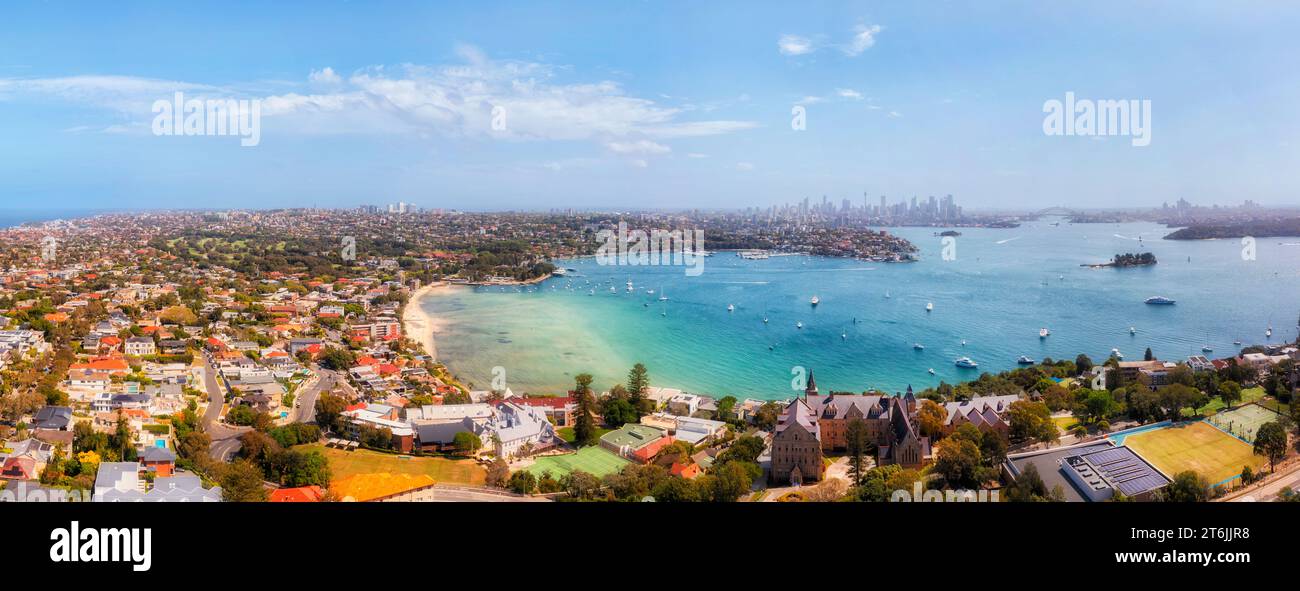 Rose Bay banlieue est sur la tête sud du port de Sydney - vue aérienne sur les gratte-ciel du quartier des affaires de la ville. Banque D'Images