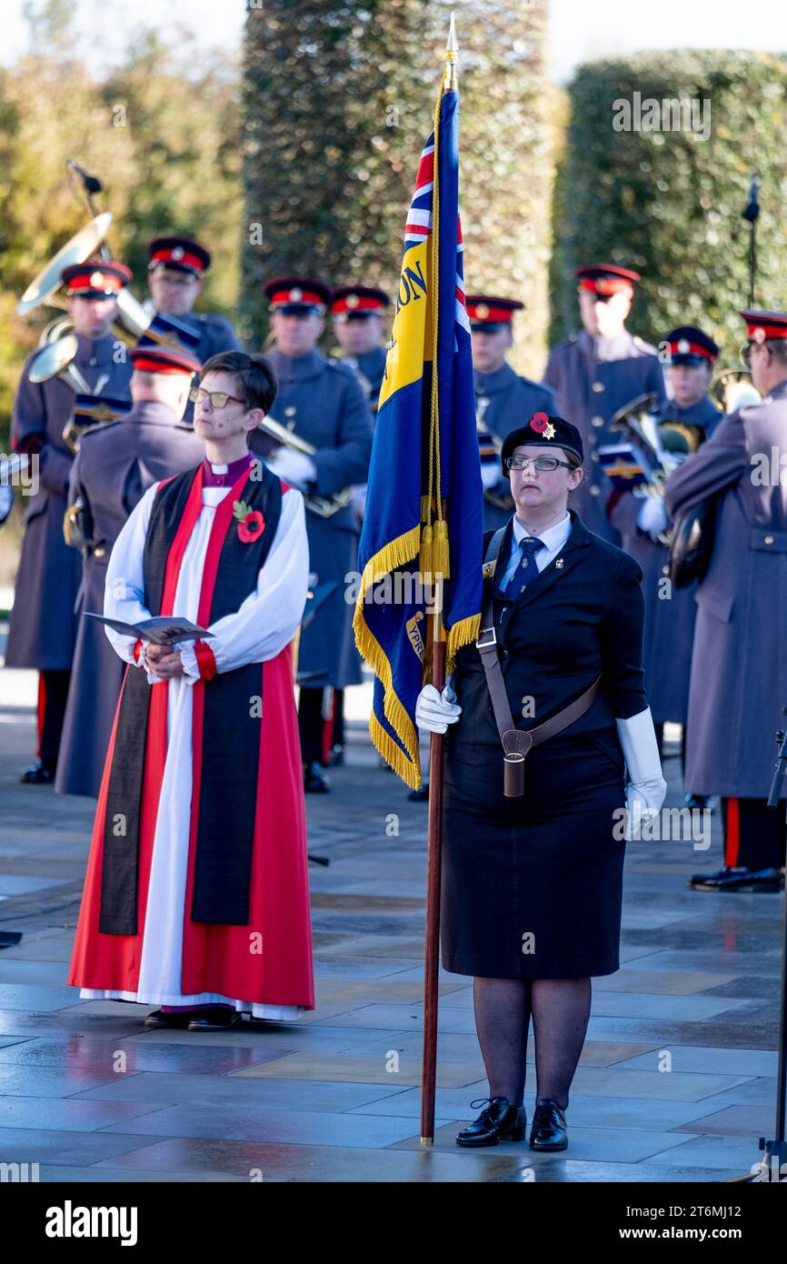 National Memorial Arboretum, Royaume-Uni. 11 novembre 2023. SAR la Princesse Royale assiste au service du jour de l'Armistice avec d'anciens militaires et des femmes et des membres du public pour se souvenir de ceux qui ont servi et sacrifié. Credit Mark Lear / Alamy Live News Banque D'Images