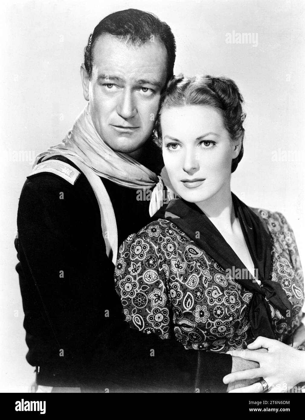 Portrait publicitaire DE JOHN WAYNE et MAUREEN O'HARA dans RIO GRANDE 1950 réalisateur JOHN FORD scénario James Kevin McGuinness du Saturday Evening Post Story par James Warner Bellah musique Victor jeunes producteurs Merian C. Cooper et John Ford Argosy Pictures / Republic Pictures Banque D'Images