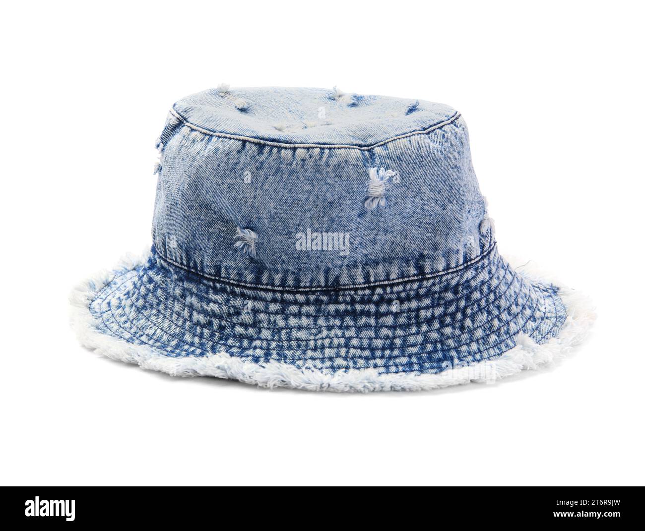 Chapeau panama en denim élégant isolé sur blanc Banque D'Images