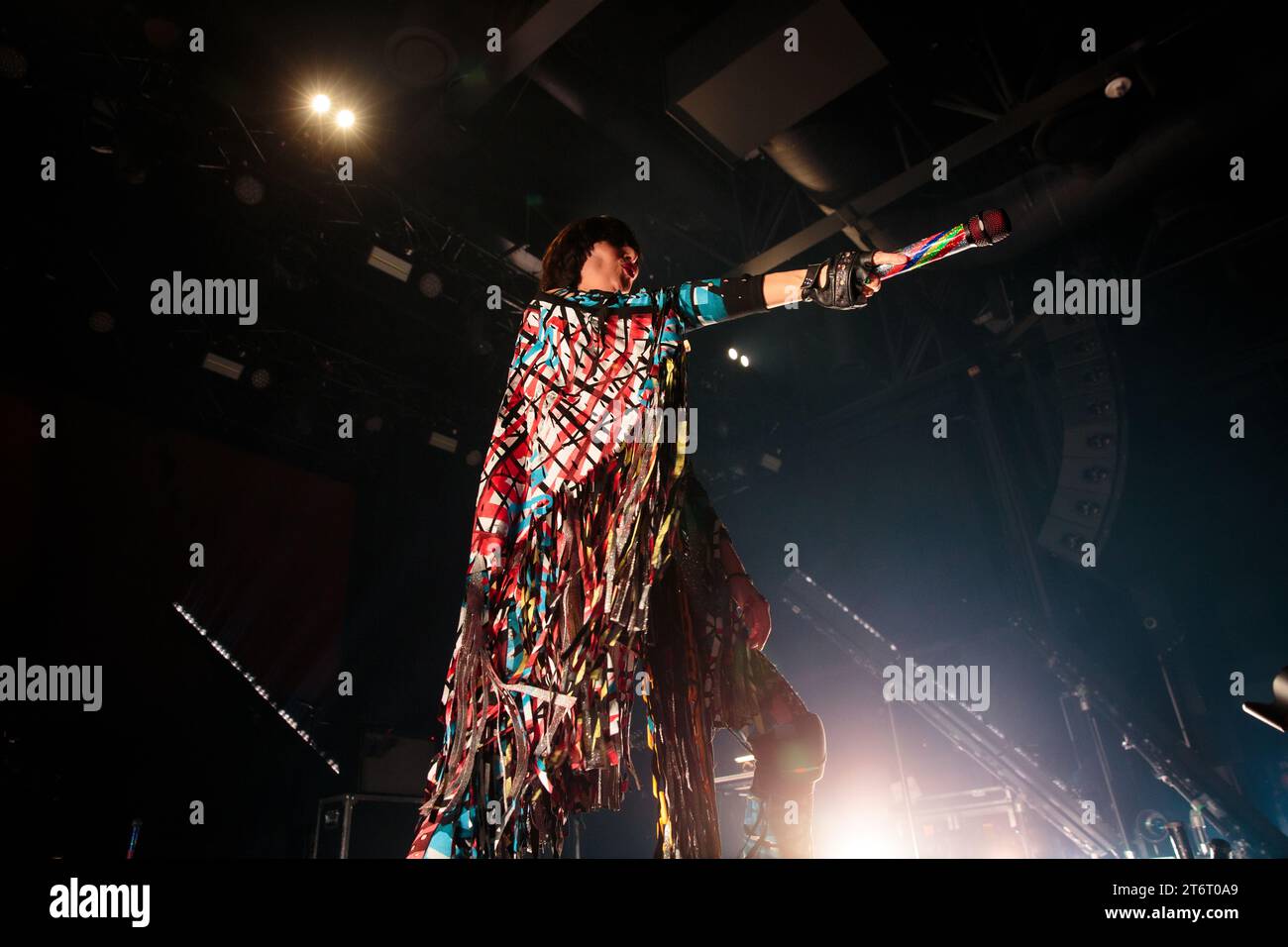 Toronto, Canada. 11 novembre 2023. Le groupe indépendant américain Yeah Yeahs joue sur scène au History Nightclub à Toronto lors de la dernière date de leur tournée Cool IT Down Credit : Bobby Singh/Alamy Live News Banque D'Images