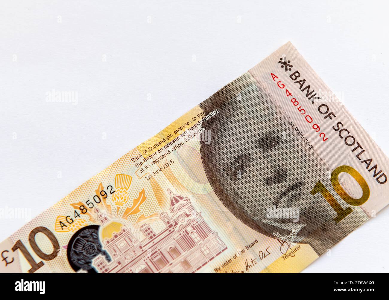 Un billet de banque écossais de dix livres isolé en blanc. Banque D'Images