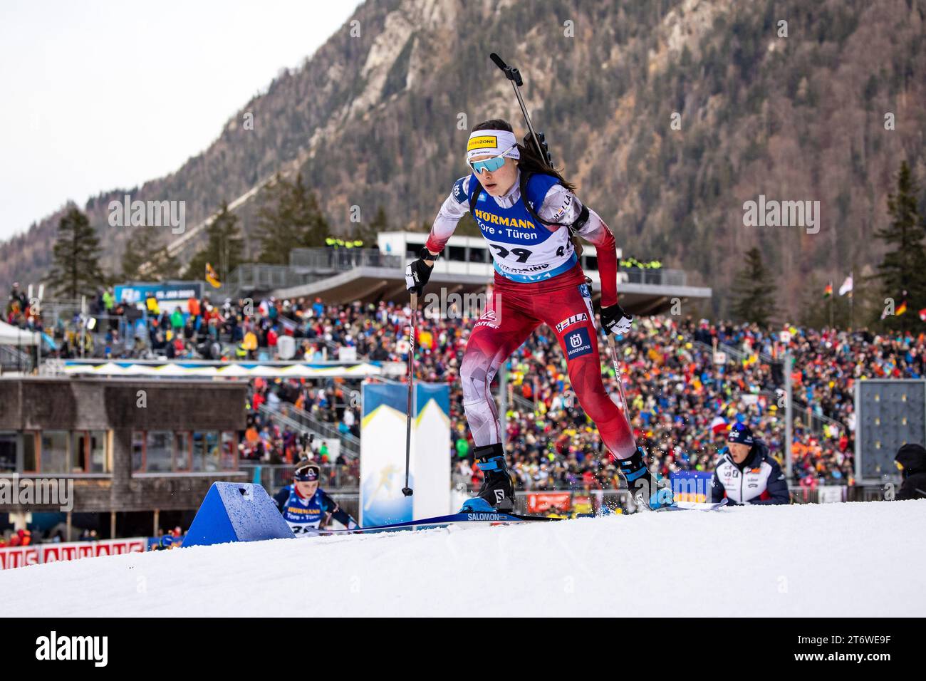 12 janvier 2023, Bavière, Ruhpolding : Anna Juppe (Autriche) dans le 15km individuel féminin à la coupe du monde BMW IBU en biathlon dans la Chiemgau Arena le 12.01.2023 à Ruhpolding (Bavière) photo : Matthias Balk/dpa Banque D'Images