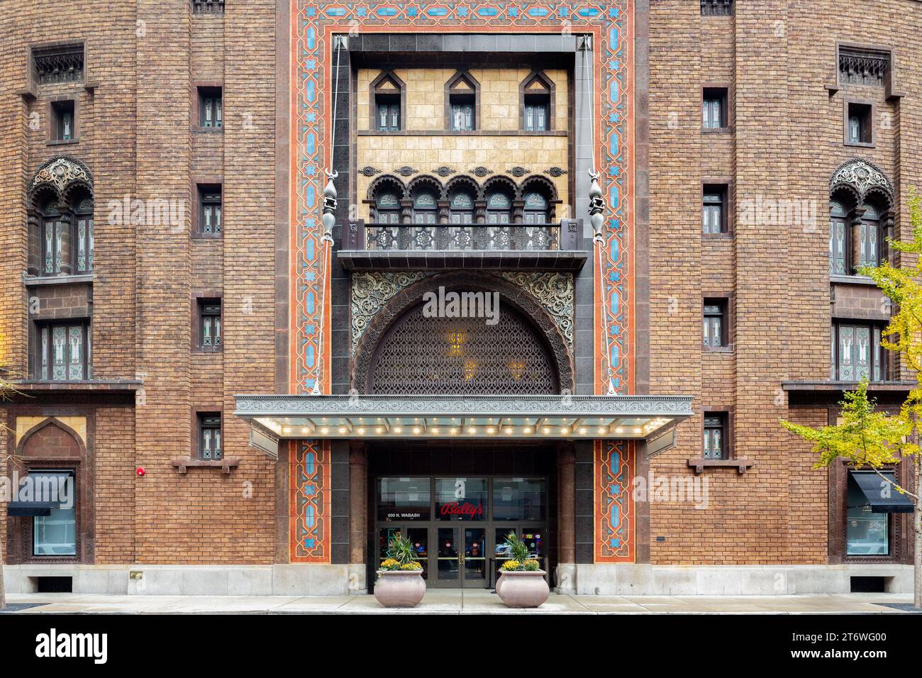 Bally's Casino à Chicago est temporairement situé dans le bâtiment du temple Medinah dans le quartier de River North. Banque D'Images