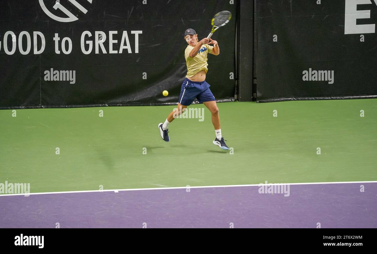 Stockholm, bon pour la Grande académie de tennis, Suède, 11 12 2023, entraînement Leo Borg. Banque D'Images