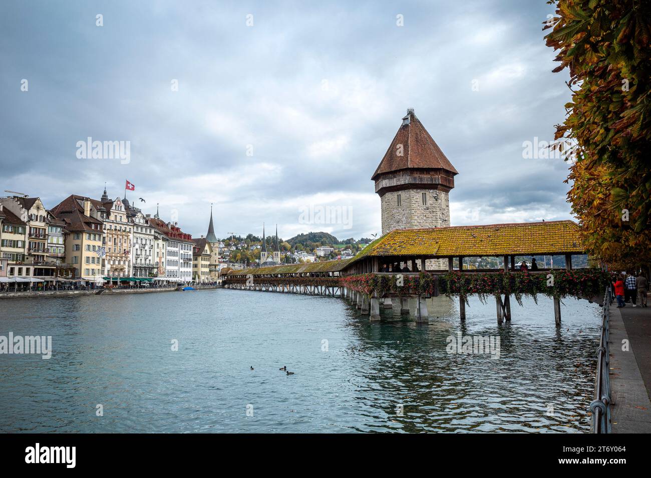 Lucerne, anciennes maisons peintes historiques cité médiévale en Suisse Banque D'Images