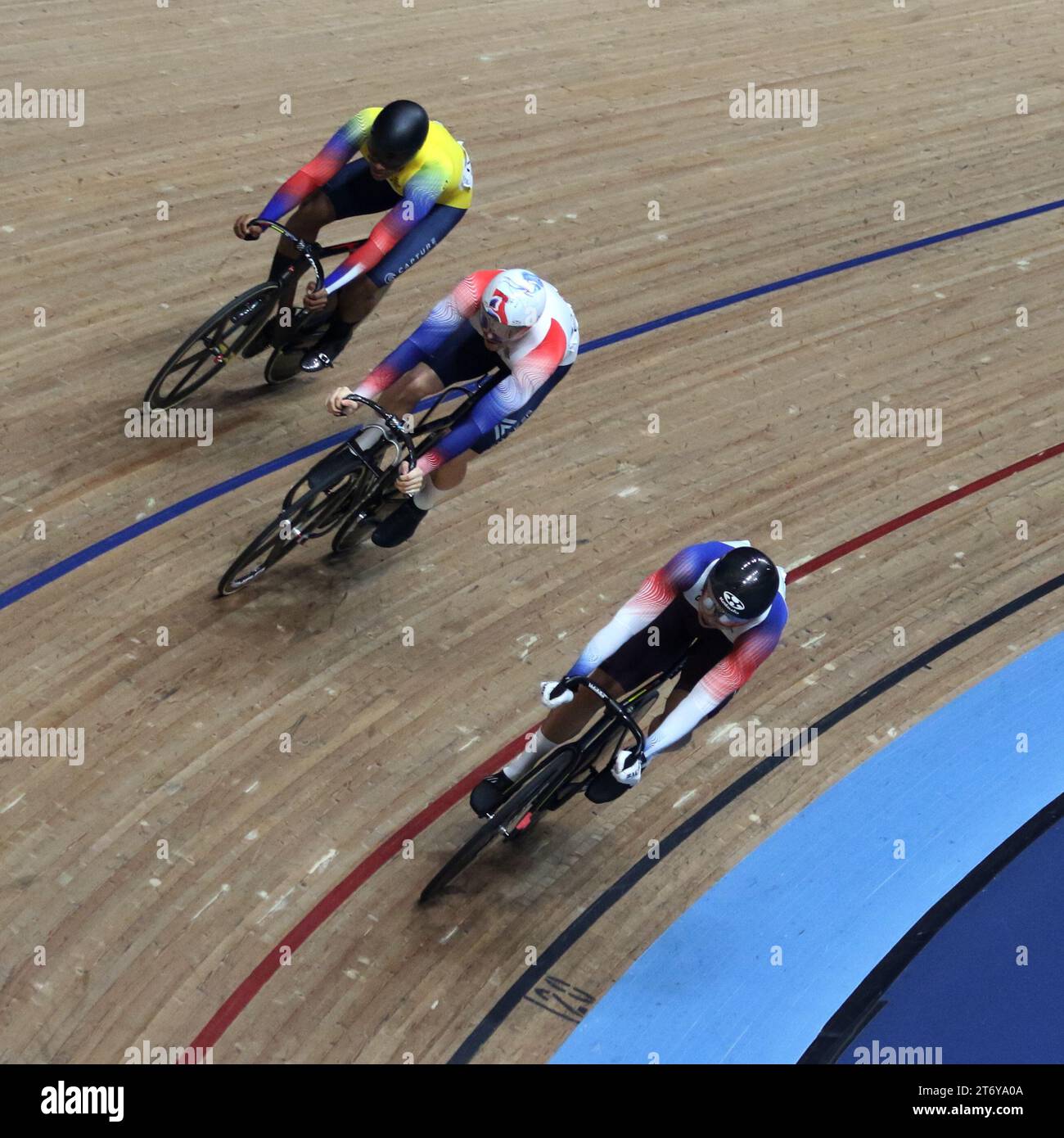 Track Cycling Champions League, Lee Valley Velodrome Londres Royaume-Uni. Kevin Santiago QUINTERO CHAVARRO (col), Joe TRUMAN (GBR), Nien Hsing HSIEH (TPE) Banque D'Images