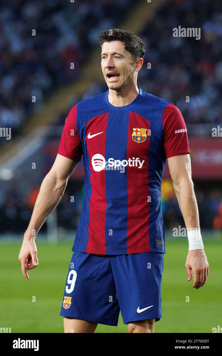 Barcelone, Espagne. 12 novembre 2023. Lewandowski en action lors du match LaLiga EA Sports entre le FC Barcelone et le Deportivo Alaves au Estadi Olimpic Lluis Companys à Barcelone, Espagne. Crédit : Christian Bertrand/Alamy Live News Banque D'Images