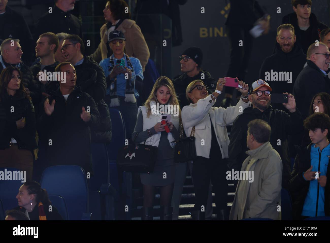 ROME, Italie - 12.11.2023 : VIP in tribuna per assisttere al derby Lazio Roma Chiara Nasti moglie di Zaccagni giocatore della Lazio Banque D'Images