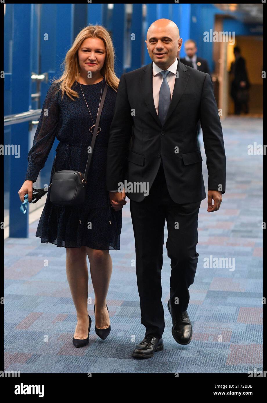 Image ©Licence à Parsons Media. 03/10/2018. Londres, Royaume-Uni. Sajid et sa femme Laura Javid à la conférence du Parti conservateur à Birmingham 2018. Photo de Andrew Parsons / Parsons Media Banque D'Images