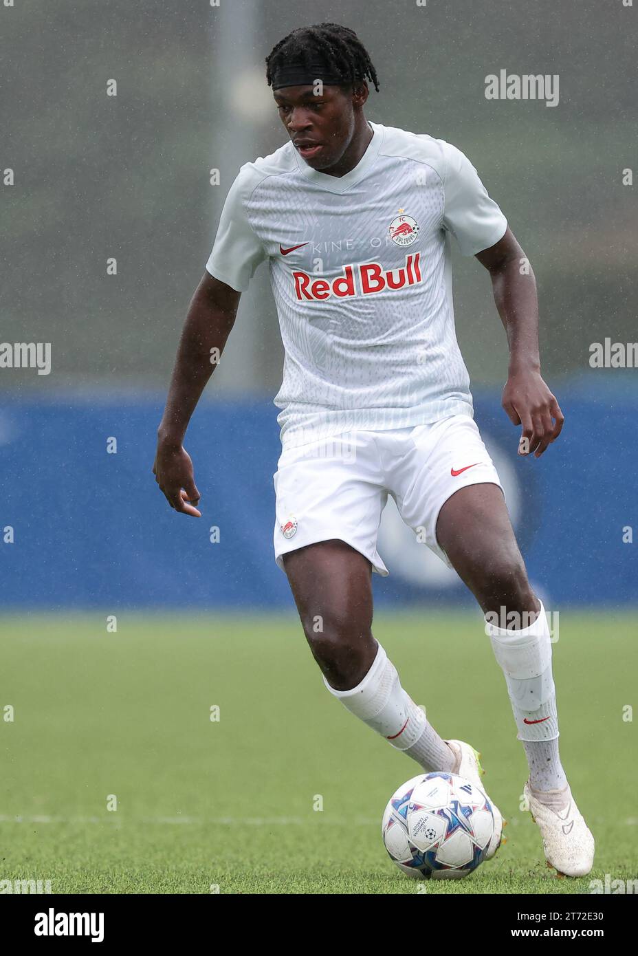 Milan, Italie. 24 octobre 2023. Elione Fernandes Neto du FC Salzbourg lors du match de l'UEFA Youth League au Youth Development Centre de Milan. Le crédit photo devrait se lire : Jonathan Moscrop/Sportimage crédit : Sportimage Ltd/Alamy Live News Banque D'Images