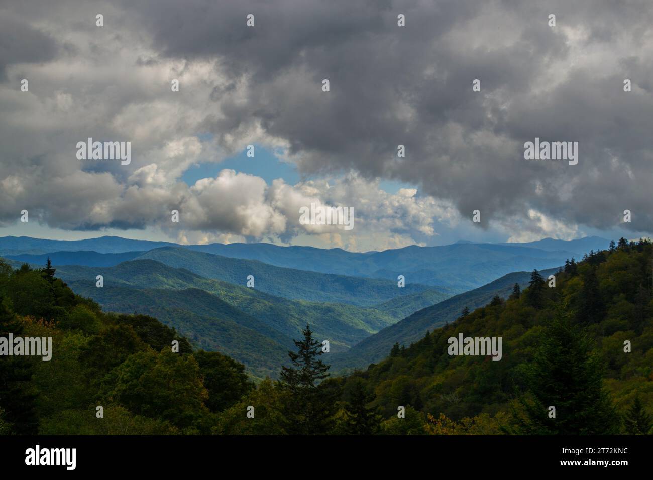 Journée nuageuse dans les Smokey Mountains USA Banque D'Images