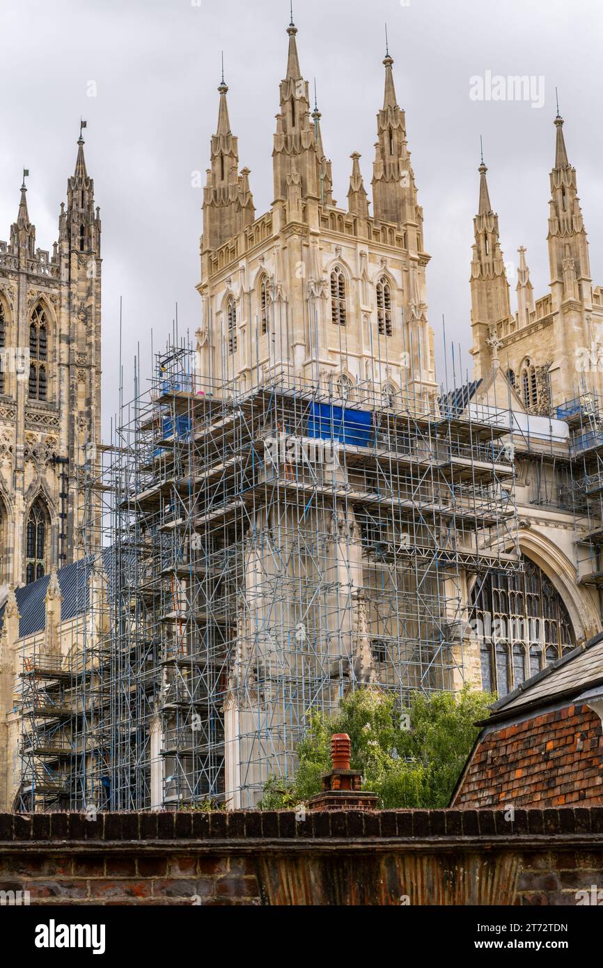 Cathédrale de Canterbury avec échafaudages pendant les travaux de restauration Banque D'Images