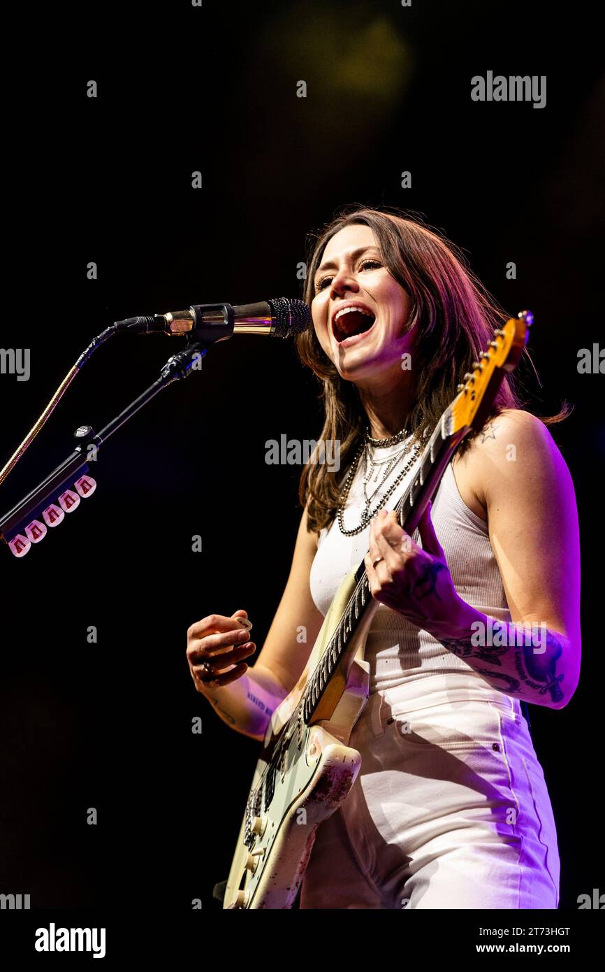 Milan, Italie. 04 novembre 2023. MILAN, ITALIE - NOVEMBRE 4 : Rebecca Lovell de Larkin PoE se produit à la fabrique Milan le 4 novembre 2023 à Milan, en Italie. (Photo de Roberto Finizio/NurPhoto) crédit : NurPhoto SRL/Alamy Live News Banque D'Images