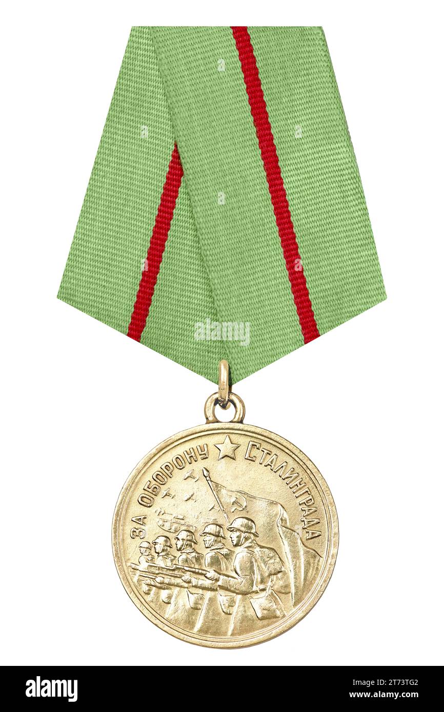 Médaille militaire soviétique avec l'inscription 'pour la libération de Stalingrad'. Isolé sur blanc Banque D'Images