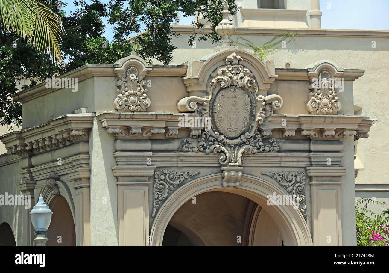 Ornement sur arcade - San Diego, Californie Banque D'Images