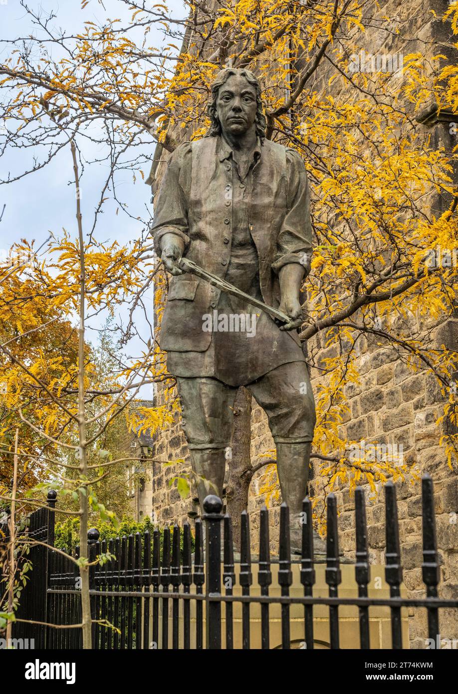 Statue de Thomas Chippendale, le célèbre fabricant de meubles, à Clapgate, Otley, par le sculpteur Graham Ibbeson Banque D'Images
