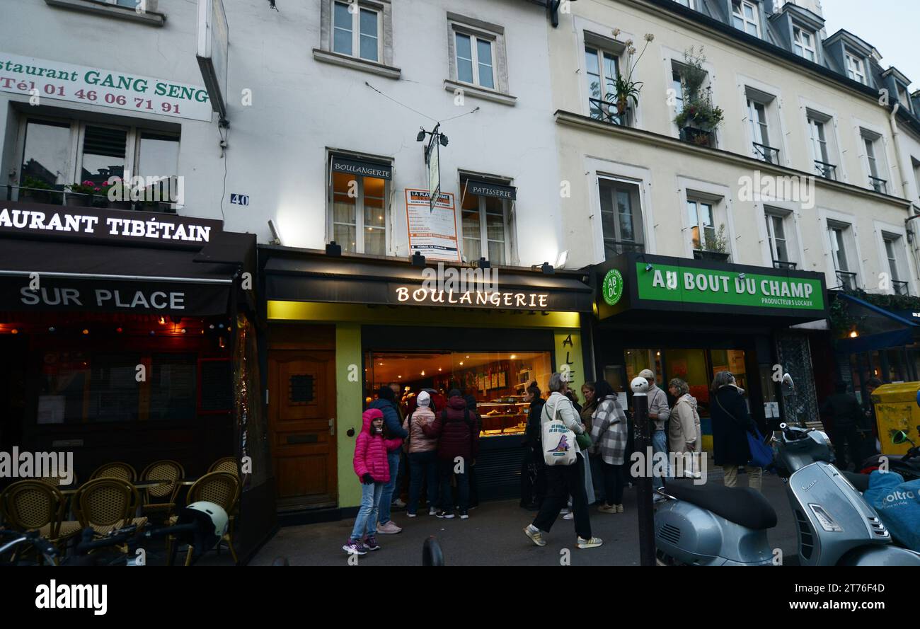 Boulangerie Alexine sur la rue Lepic à Montmartre, Paris, France. Banque D'Images