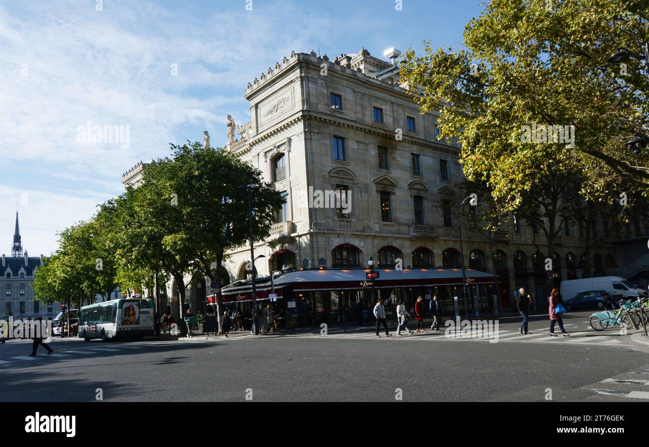Place du Châtelet à Paris, France. Banque D'Images