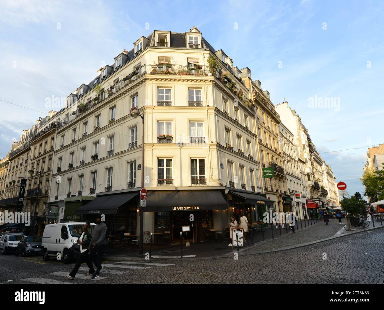 Le pain quotidien rue Lepic à Montmartre, Paris, France. Banque D'Images