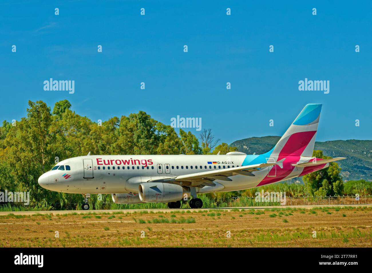 Décollage de l'Airbus A319-100 d'Eurowings. Banque D'Images