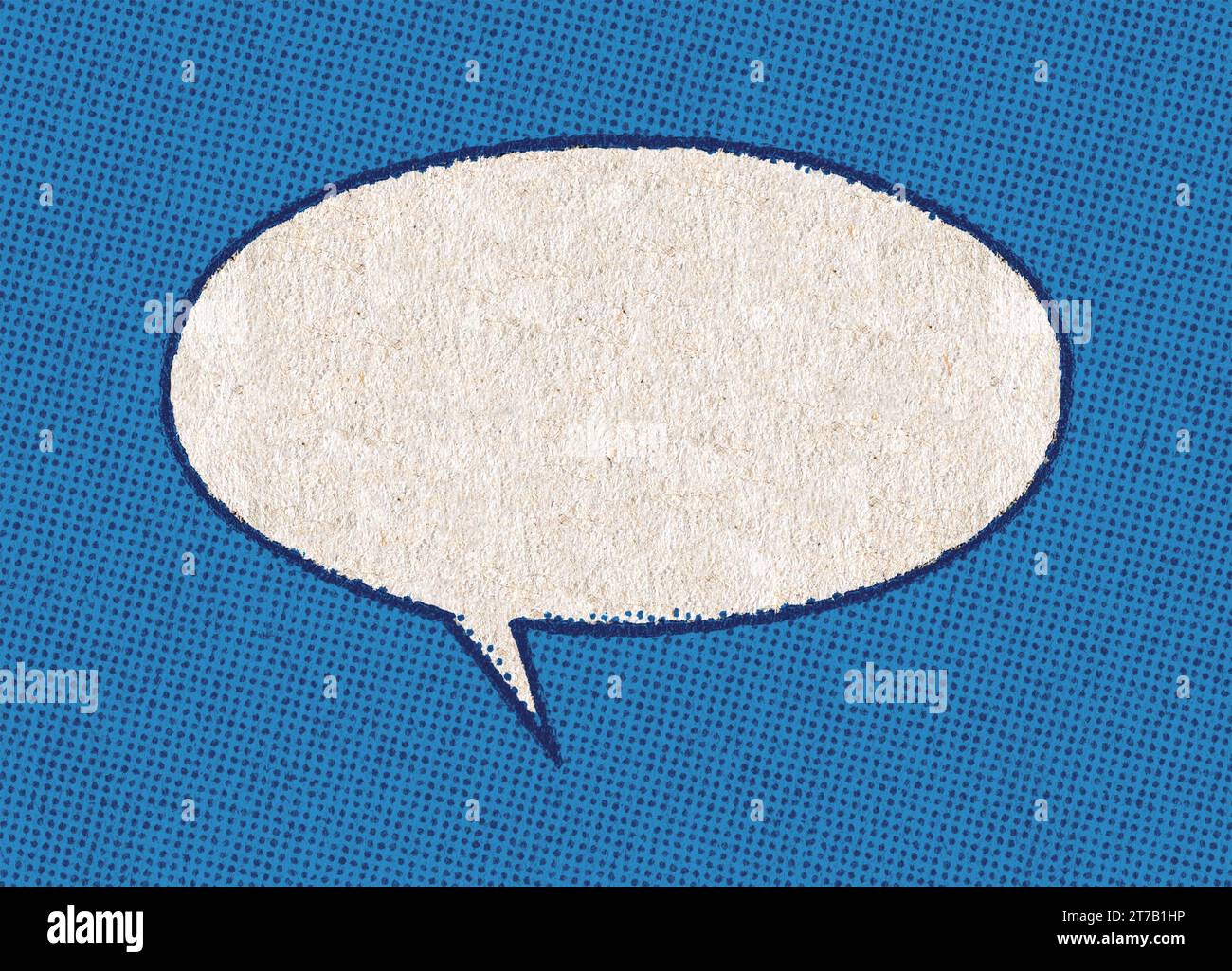 Bulle de chat blanche vide sur un motif de fond de points d'impression bleus de la page de la bande dessinée vintage réelle Banque D'Images
