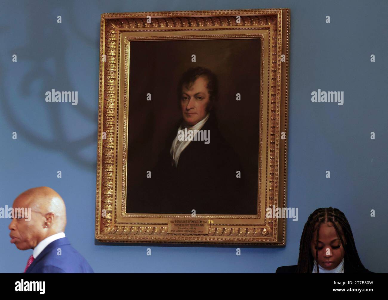 New York, États-Unis. 14 novembre 2023. Le maire de New York Adams arrive pour un point de presse en personne à l'hôtel de ville de New York le mardi 14 novembre 2023. Le maire Adams est actuellement sous une enquête du FBI qui étudie l'argent de la campagne et l'influence étrangère possible. Photo de John Angelillo/UPI crédit : UPI/Alamy Live News Banque D'Images