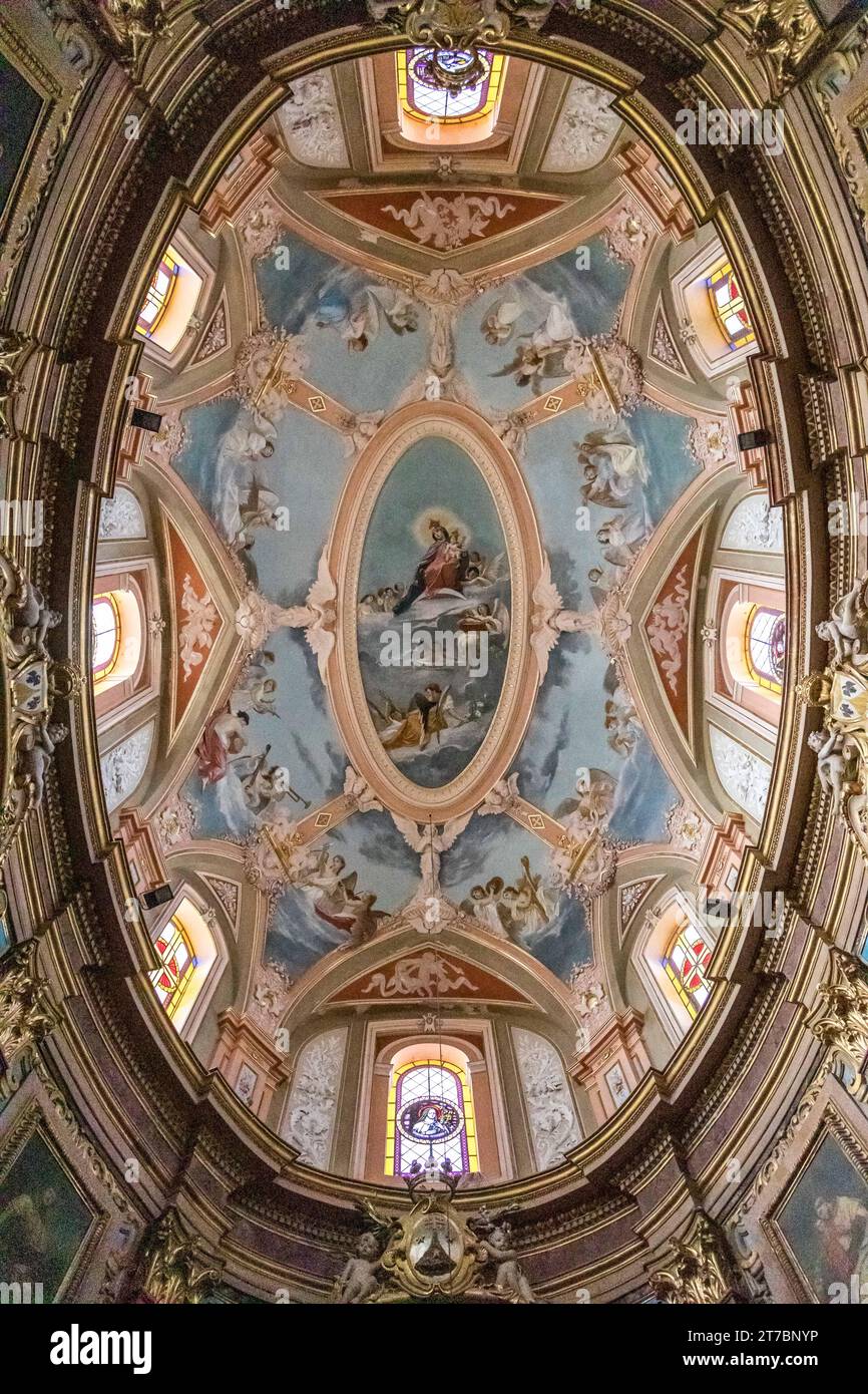 Magnifique intérieur baroque maltais de l'église de l'Annonciation de notre-Dame, une église carmélite, Chapitre de la cathédrale, Mdina, Malte Banque D'Images