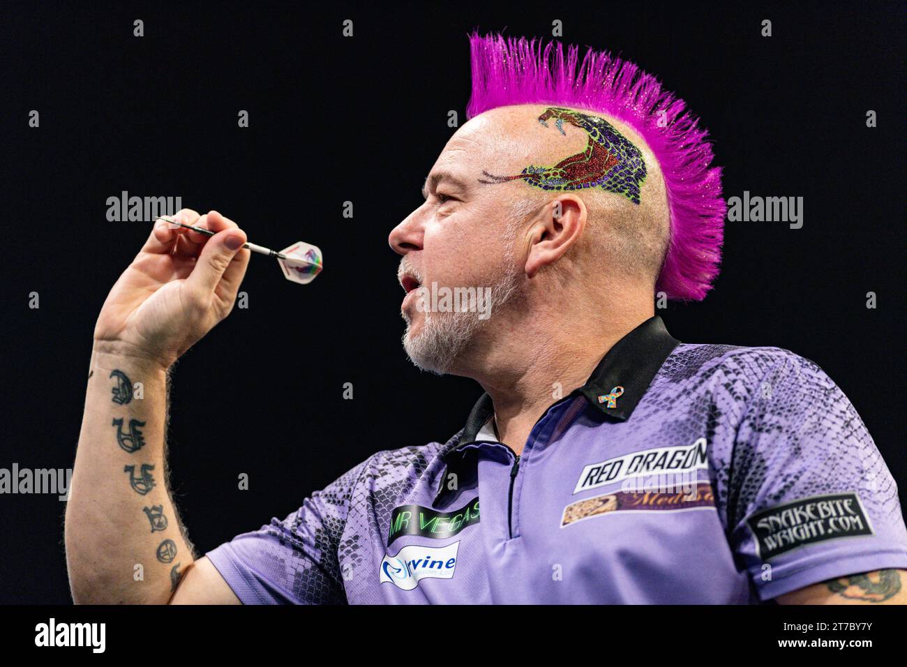 WV Active, Aldersley, Wolverhampton, Royaume-Uni. 14 novembre 2023. 2023 PDC Grand Chelem of Darts, jour 4 ; Peter Wright en action crédit : action plus Sports/Alamy Live News Banque D'Images