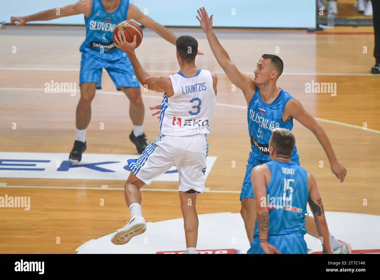 Michalis Lountzis (équipe nationale de Grèce de basket-ball) contre la Slovénie Banque D'Images