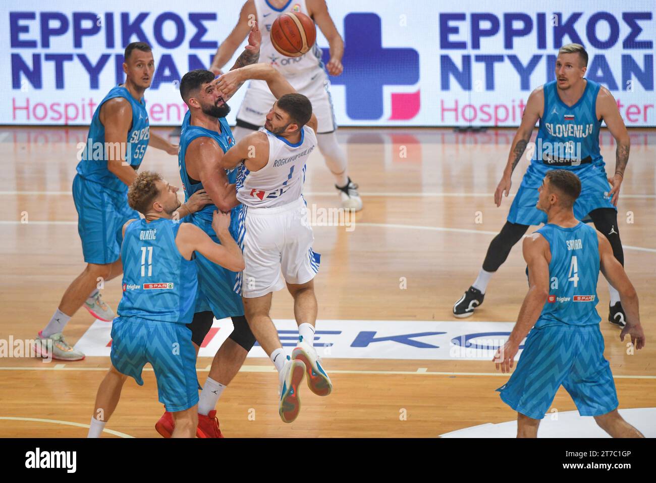Nikolaos Rogkavopoulos (équipe nationale de Grèce de basket-ball) contre la Slovénie Banque D'Images